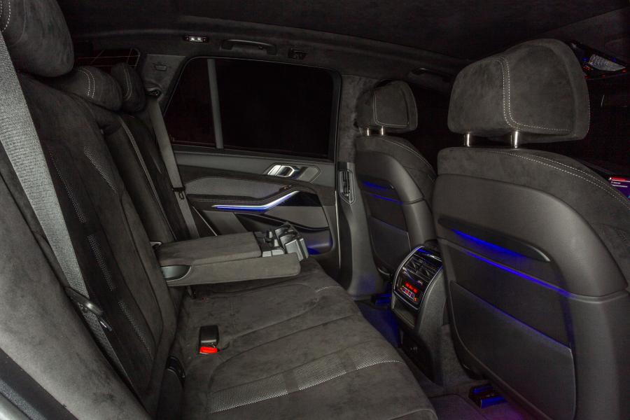Интерьер BMW X5 xDrive30d Timeless Edition (G05) 2020 года  (IT) (фото 19 из 30)